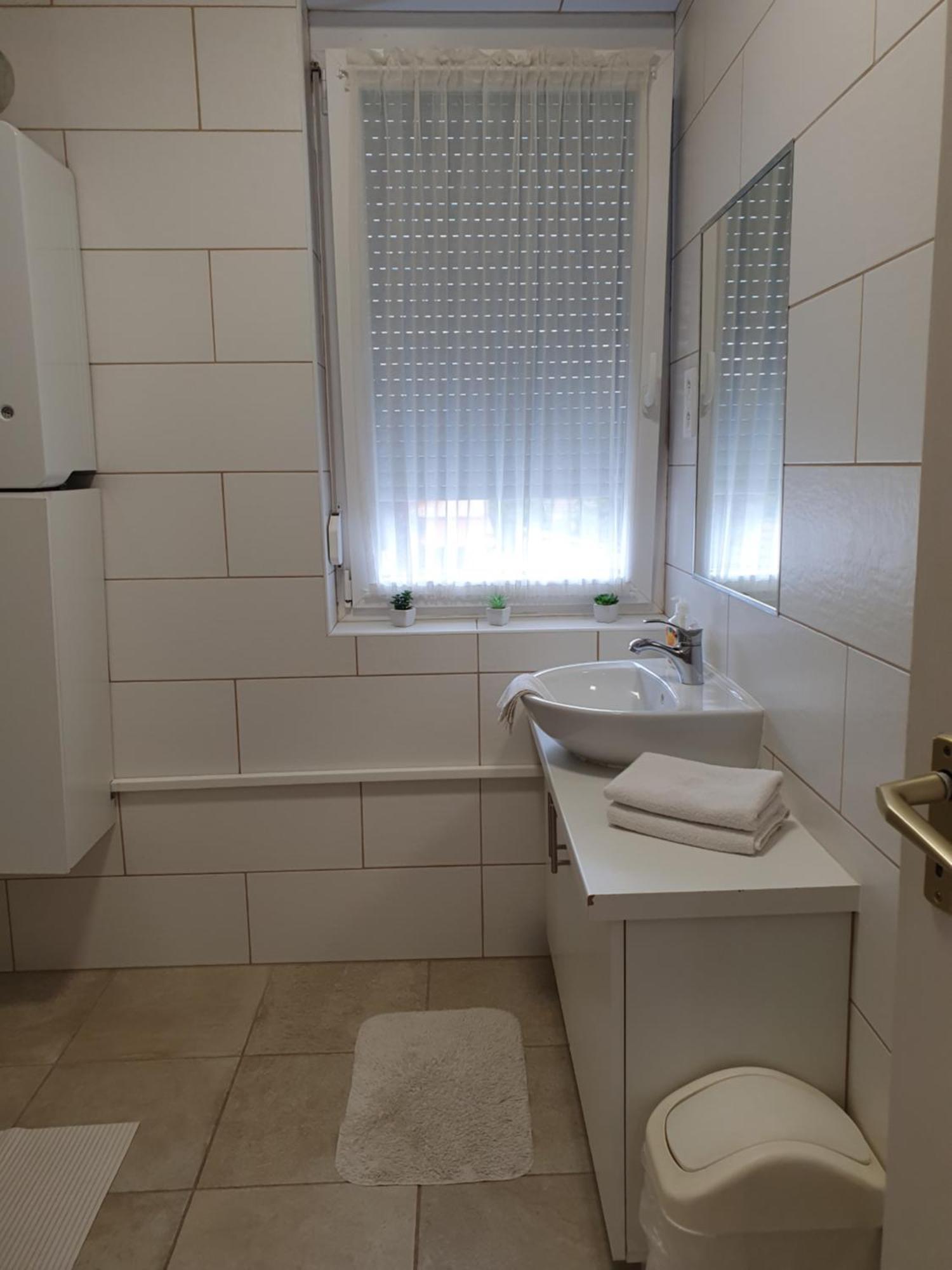 Bella Apartman Szeged Extérieur photo